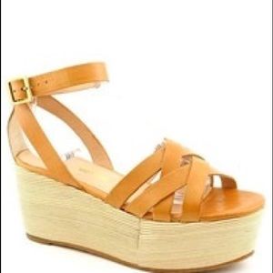 Pour La Victoire Noletta Platform Sandal, Saddle Brown Leather, size 8.5
